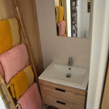 Gasthuis Gite & Spa La Perle Verte Versainville