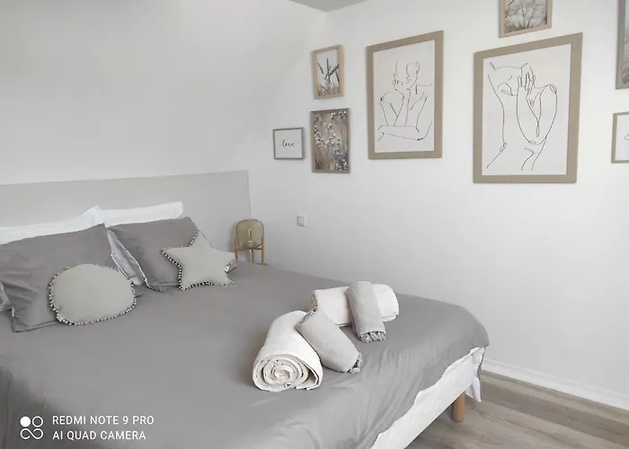 Gite & Spa La Perle Verte 게스트하우스 Versainville